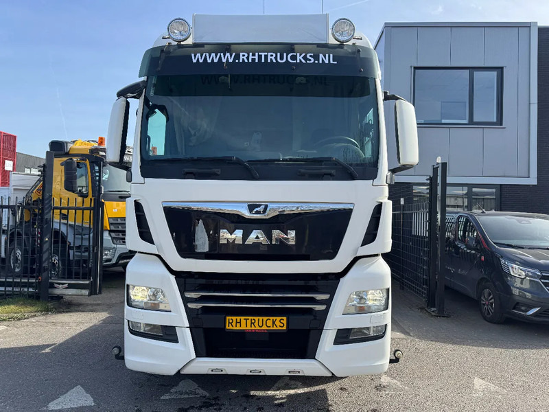 MAN TGX 26.500 6X2 - EURO 6 + LIFTING AXLE - Sattelzugmaschine: das Bild 2 MAN TGX 26.500 6X2 - EURO 6 + LIFTING AXLE - Sattelzugmaschine: das Bild 2