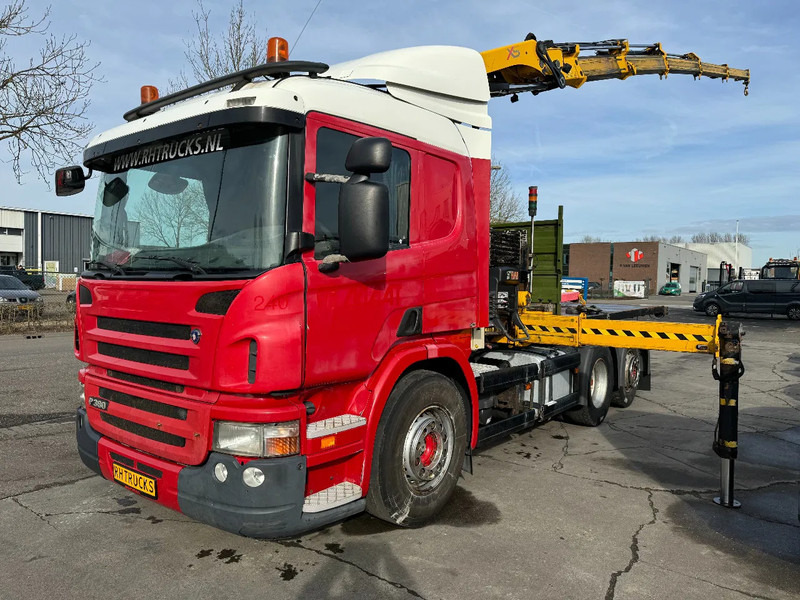 Scania P380 6X2 HIAB 288 + REMOTE CONTROL + PLATEAU - Sattelzugmaschine: das Bild 2 Scania P380 6X2 HIAB 288 + REMOTE CONTROL + PLATEAU - Sattelzugmaschine: das Bild 2