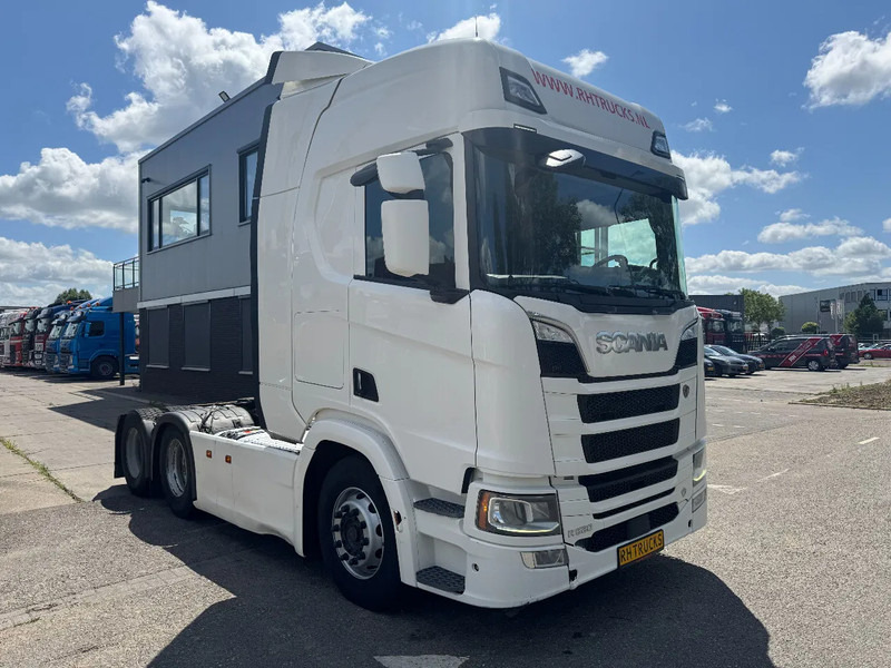 Scania R520 V8 NGS 6X4 EURO 6 - Sattelzugmaschine: das Bild 3 Scania R520 V8 NGS 6X4 EURO 6 - Sattelzugmaschine: das Bild 3