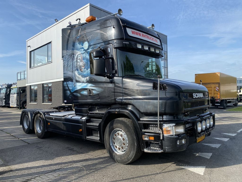Scania T164-580 V8 6X2 + RETARDER + KIEPHYDRAULIEK - EURO 3 - MANUAL GEAR - Sattelzugmaschine: das Bild 1 Scania T164-580 V8 6X2 + RETARDER + KIEPHYDRAULIEK - EURO 3 - MANUAL GEAR - Sattelzugmaschine: das Bild 1