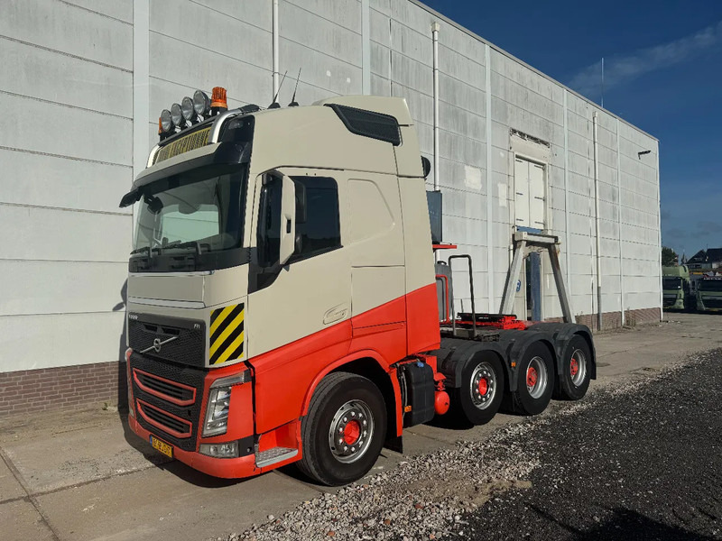 Volvo FH 13.540 8X4, 150 TON, INTARDER, 566862 KM - Sattelzugmaschine: das Bild 1 Volvo FH 13.540 8X4, 150 TON, INTARDER, 566862 KM - Sattelzugmaschine: das Bild 1