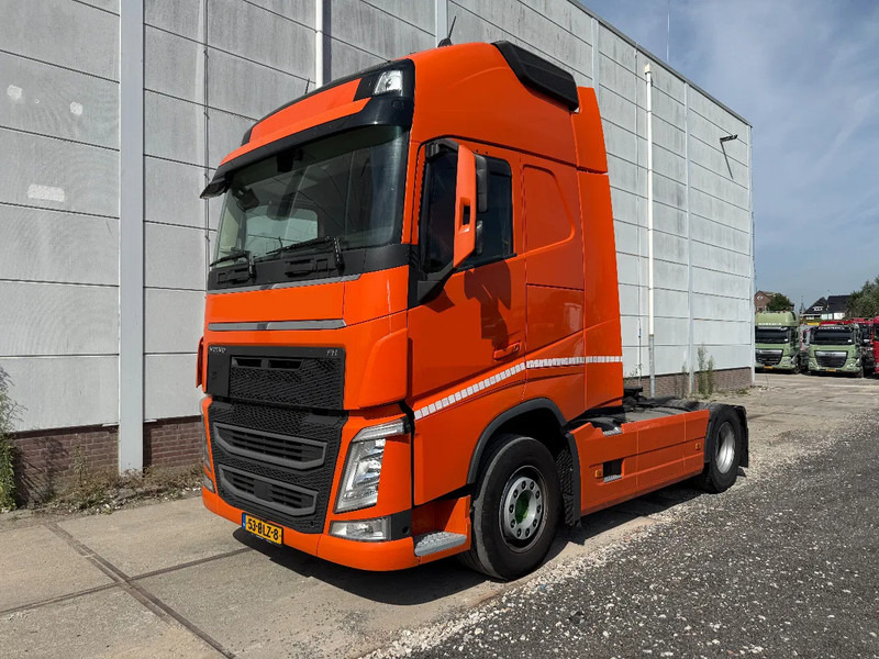 Sattelzugmaschine Volvo FH 500 4X2 EURO 6 + I-ParkCool: das Bild 1