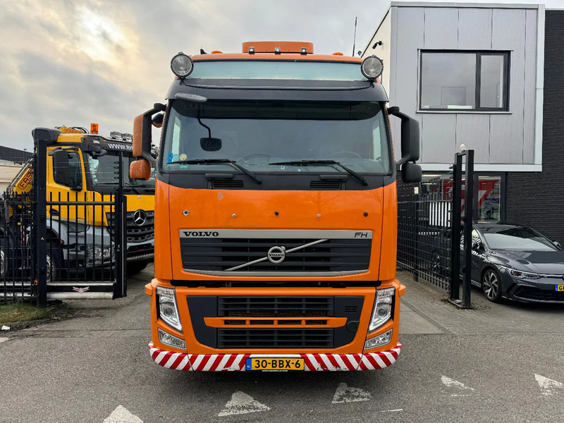 Volvo FH 500 8X2 - EURO 5 + LIFT/STEERING AXLE + TÜV 09-2025 - Sattelzugmaschine: das Bild 2 Volvo FH 500 8X2 - EURO 5 + LIFT/STEERING AXLE + TÜV 09-2025 - Sattelzugmaschine: das Bild 2