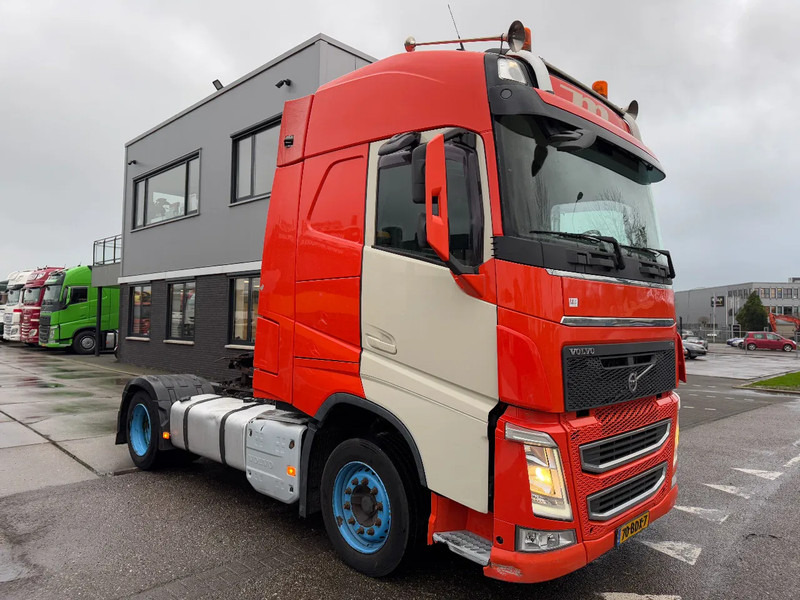 Volvo FH FH420 - Sattelzugmaschine: das Bild 3 Volvo FH FH420 - Sattelzugmaschine: das Bild 3