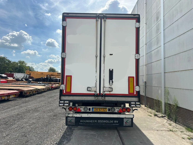 Schmitz Cargobull SCB*S3B THERMO KING SLX300E 3 AXLE - Kühlkoffer Auflieger: das Bild 4 Schmitz Cargobull SCB*S3B THERMO KING SLX300E 3 AXLE - Kühlkoffer Auflieger: das Bild 4