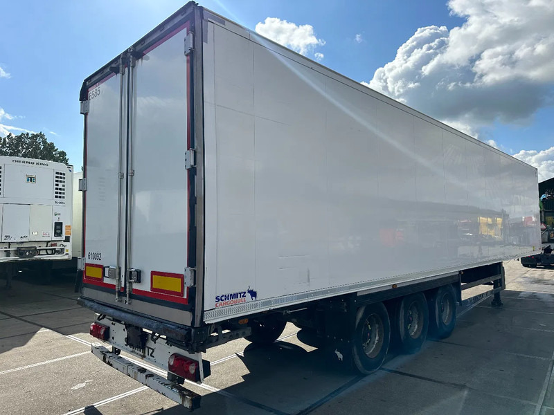 Schmitz Cargobull Schmitz Cargobull PRICES FROM €6950 TO €8950,- 40 X CARRIER 1850 MT D/E SAF AXELS - Kühlkoffer Auflieger: das Bild 4 Schmitz Cargobull Schmitz Cargobull PRICES FROM €6950 TO €8950,- 40 X CARRIER 1850 MT D/E SAF AXELS - Kühlkoffer Auflieger: das Bild 4