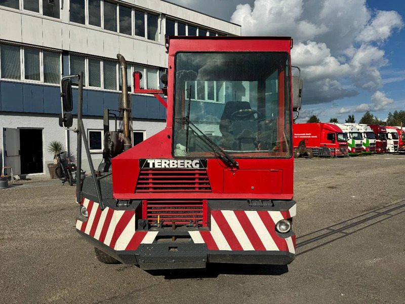 Terberg TT17 TT17 HUB REDUCTION - Terminaltraktor: das Bild 2 Terberg TT17 TT17 HUB REDUCTION - Terminaltraktor: das Bild 2