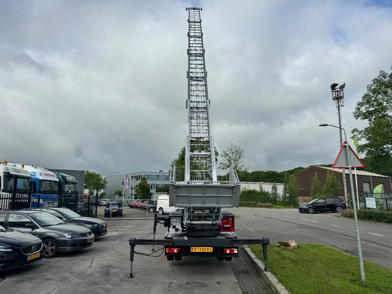 Nissan Cabstar 35.13 EURO 6 + LIFT 25 METER + REMOTE CONTROL - Transporter: das Bild 4 Nissan Cabstar 35.13 EURO 6 + LIFT 25 METER + REMOTE CONTROL - Transporter: das Bild 4