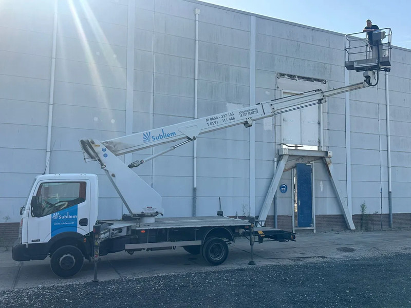 Nissan Cabstar - EURO 5 + CMC 21 METER LIFT - Transporter: das Bild 2 Nissan Cabstar - EURO 5 + CMC 21 METER LIFT - Transporter: das Bild 2