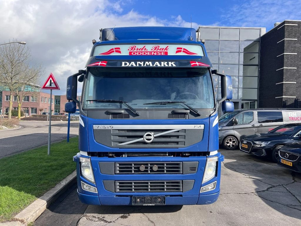 Volvo FM 370 4X2 EURO5 720x250x273 LOAD-LIFT - Plane LKW: das Bild 2 Volvo FM 370 4X2 EURO5 720x250x273 LOAD-LIFT - Plane LKW: das Bild 2