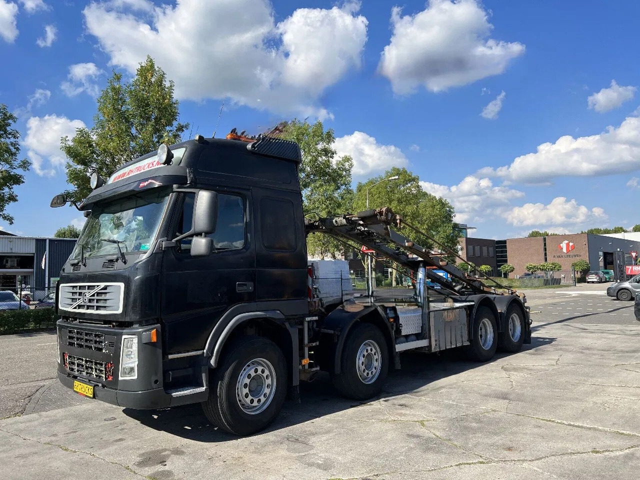 Volvo FM 440 8X4 EURO 5 + CABELLIFT TIPPER - Abrollkipper: das Bild 2 Volvo FM 440 8X4 EURO 5 + CABELLIFT TIPPER - Abrollkipper: das Bild 2