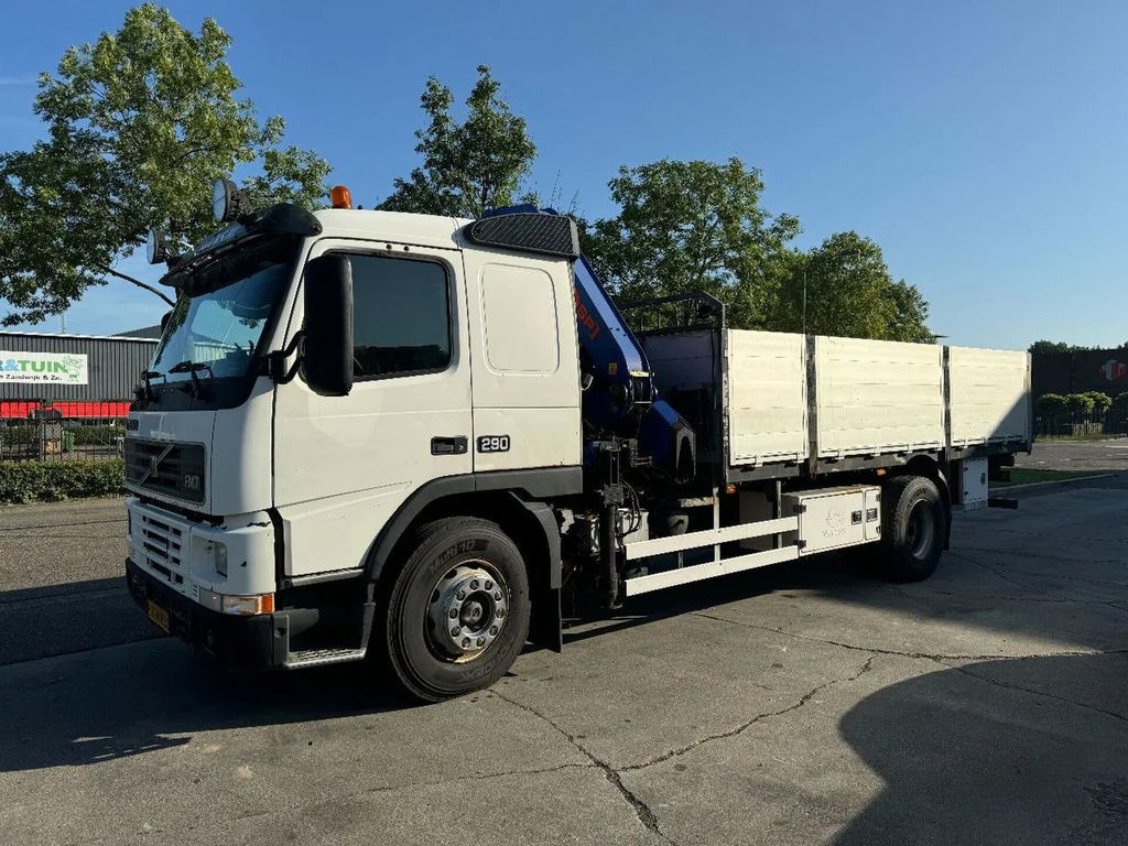 Pritsche LKW, Autokran Volvo FM 7.290 4X2 EURO 2 + PM 22SP5 + REMOTE CONTROL: das Bild 10