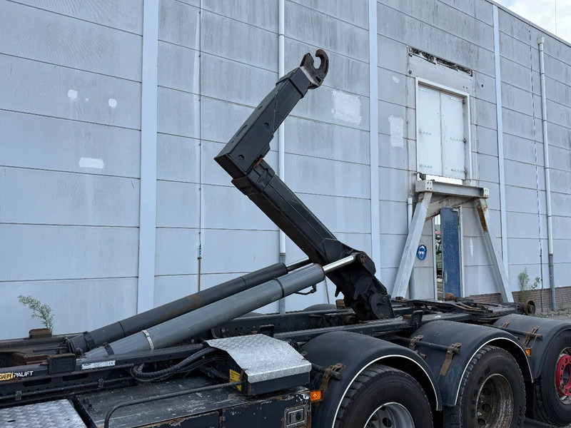 Volvo FMX 460 8X4 + PALFINGER 22 TON HOOKLIFT - Abrollkipper: das Bild 3 Volvo FMX 460 8X4 + PALFINGER 22 TON HOOKLIFT - Abrollkipper: das Bild 3
