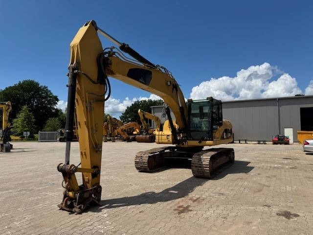 CAT 323 D L - Kettenbagger: das Bild 2 CAT 323 D L - Kettenbagger: das Bild 2