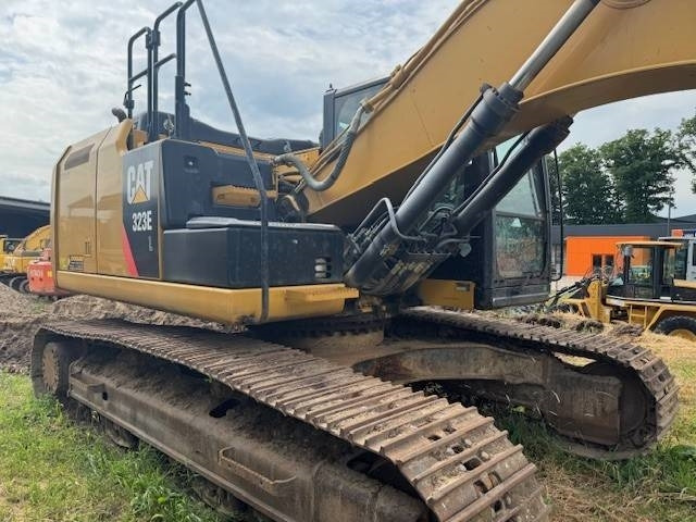 CAT 323 E - Kettenbagger: das Bild 3 CAT 323 E - Kettenbagger: das Bild 3