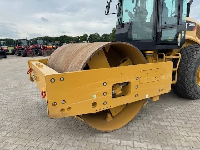CAT CS 66B - Walzenzug: das Bild 3 CAT CS 66B - Walzenzug: das Bild 3