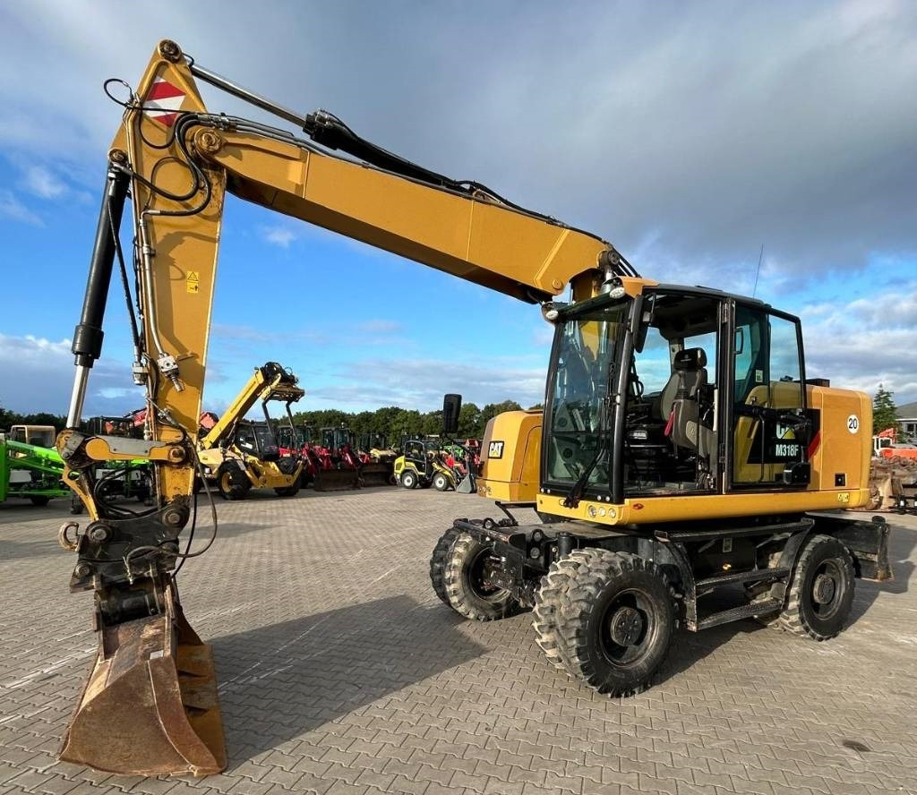 CAT M 318 F - Mobilbagger: das Bild 1 CAT M 318 F - Mobilbagger: das Bild 1