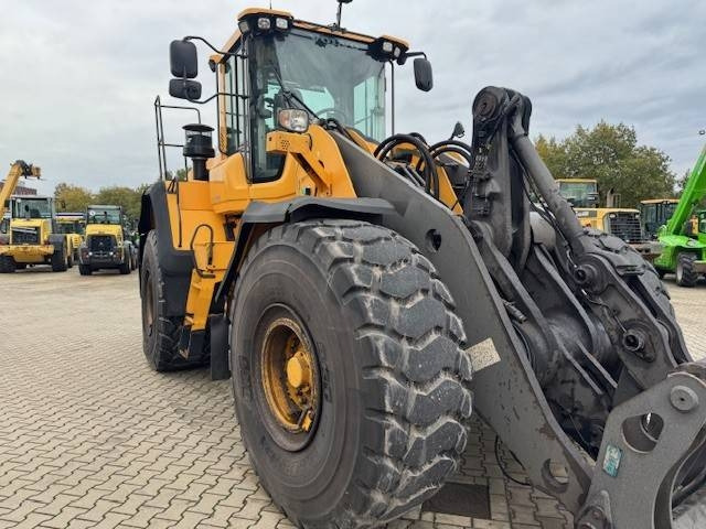 Volvo L 180 H - Radlader: das Bild 1 Volvo L 180 H - Radlader: das Bild 1