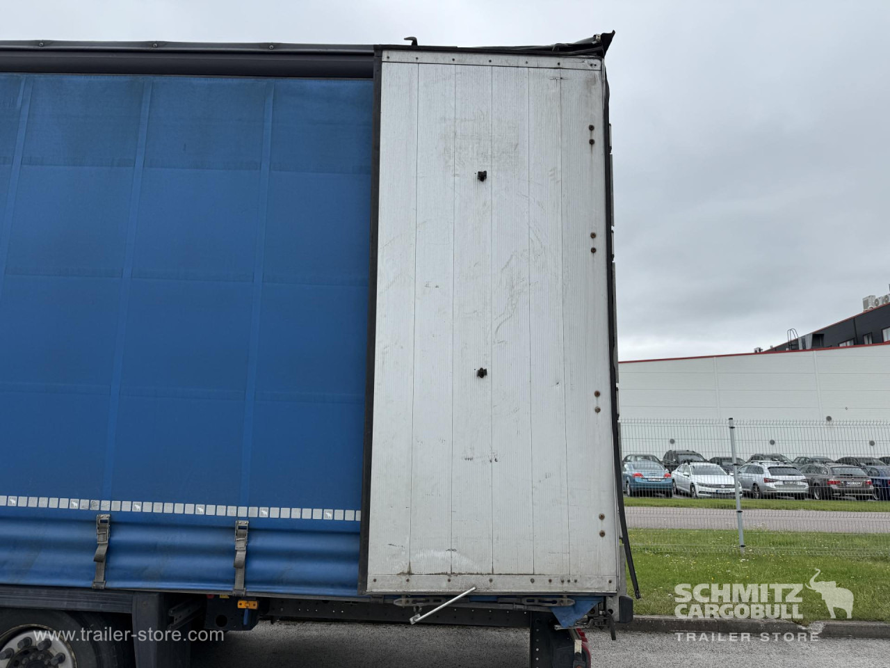 SCHMITZ Curtainsider Mega - Planenauflieger: das Bild 3 SCHMITZ Curtainsider Mega - Planenauflieger: das Bild 3