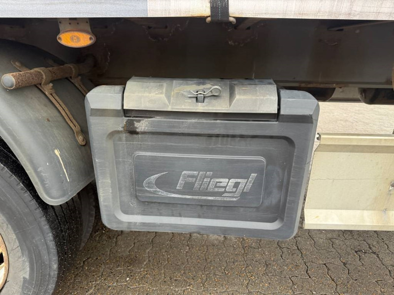 Planenauflieger Fliegl Curtainsider / Planenauflieger / Gardin: das Bild 11