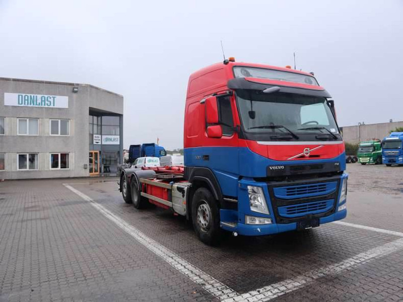 Volvo FM 500 EURO 6 - Seil Abrollkipper: das Bild 2 Volvo FM 500 EURO 6 - Seil Abrollkipper: das Bild 2