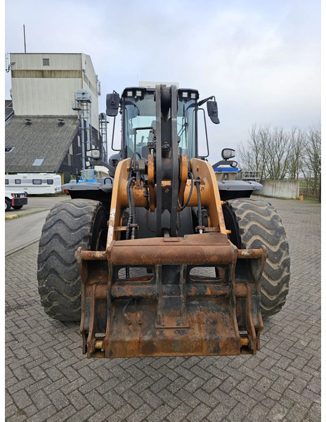 Case 821G - Radlader: das Bild 2 Case 821G - Radlader: das Bild 2