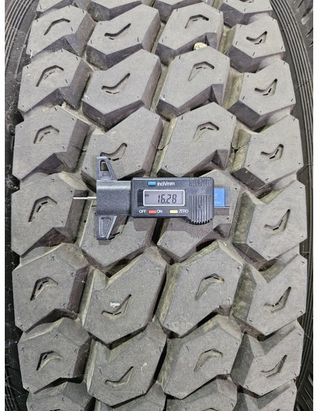 Continental 275/70R22.5 - Reifen für LKW: das Bild 3 Continental 275/70R22.5 - Reifen für LKW: das Bild 3