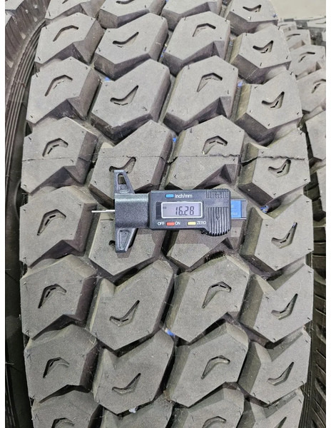 Continental 275/70R22.5 - Reifen für LKW: das Bild 4 Continental 275/70R22.5 - Reifen für LKW: das Bild 4