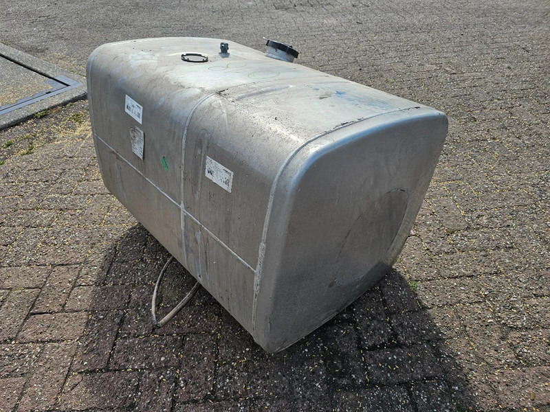 MAN Brandstoftank 375L - TGX/TGS onderdeelnr. 81.12201-6691 Magna steyr - Kraftstofftank für LKW: das Bild 5 MAN Brandstoftank 375L - TGX/TGS onderdeelnr. 81.12201-6691 Magna steyr - Kraftstofftank für LKW: das Bild 5