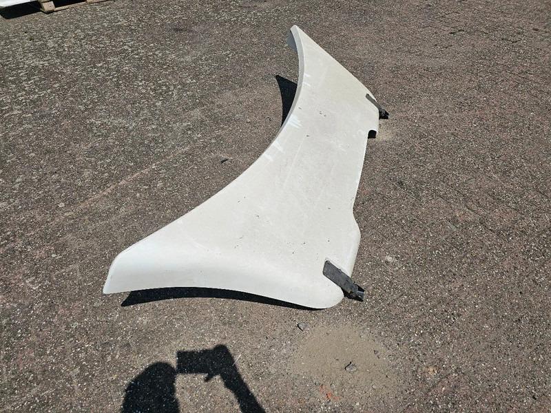 MAN Dak spoiler 81.62910-0131 - Aeropack/ Spoiler für LKW: das Bild 2 MAN Dak spoiler 81.62910-0131 - Aeropack/ Spoiler für LKW: das Bild 2