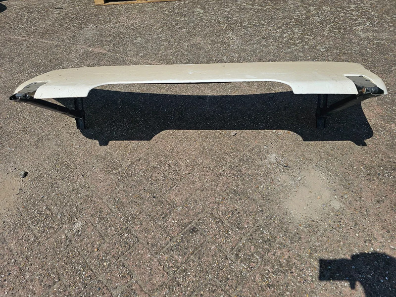 MAN Dak spoiler 81.62910-0131 - Aeropack/ Spoiler für LKW: das Bild 3 MAN Dak spoiler 81.62910-0131 - Aeropack/ Spoiler für LKW: das Bild 3