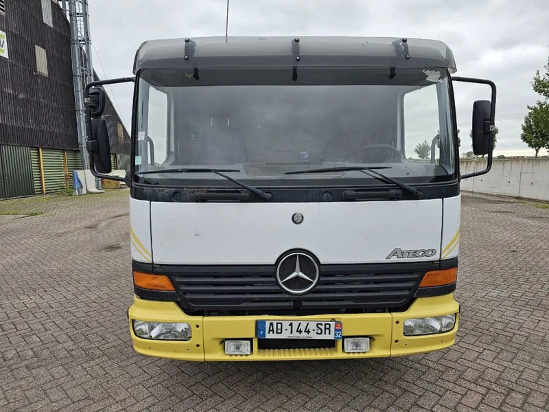 Mercedes-Benz Atego 918 - Plane LKW: das Bild 2 Mercedes-Benz Atego 918 - Plane LKW: das Bild 2