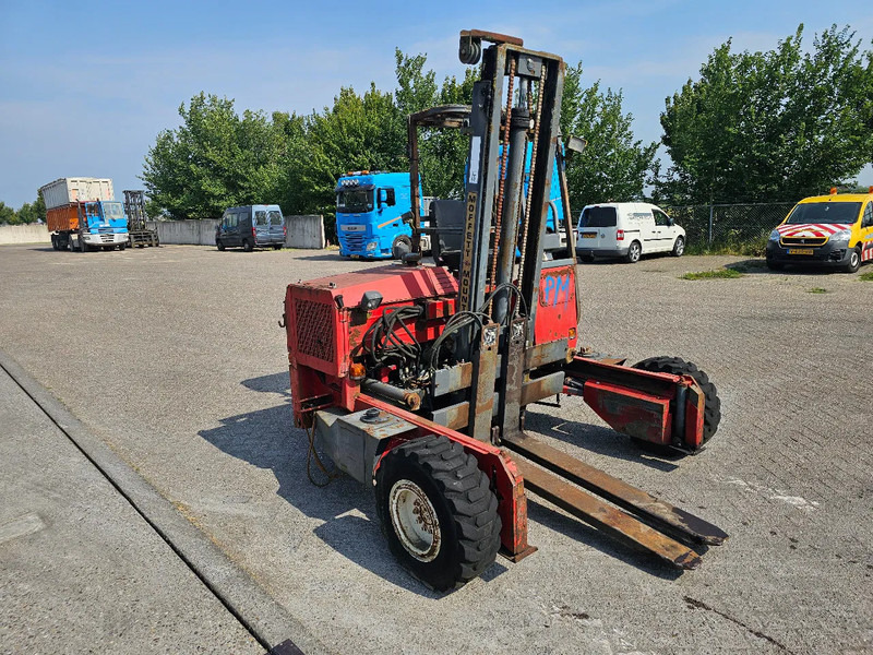 Moffett M4 20.3 RE4-45-1350-1000 - Gabelstapler: das Bild 3 Moffett M4 20.3 RE4-45-1350-1000 - Gabelstapler: das Bild 3