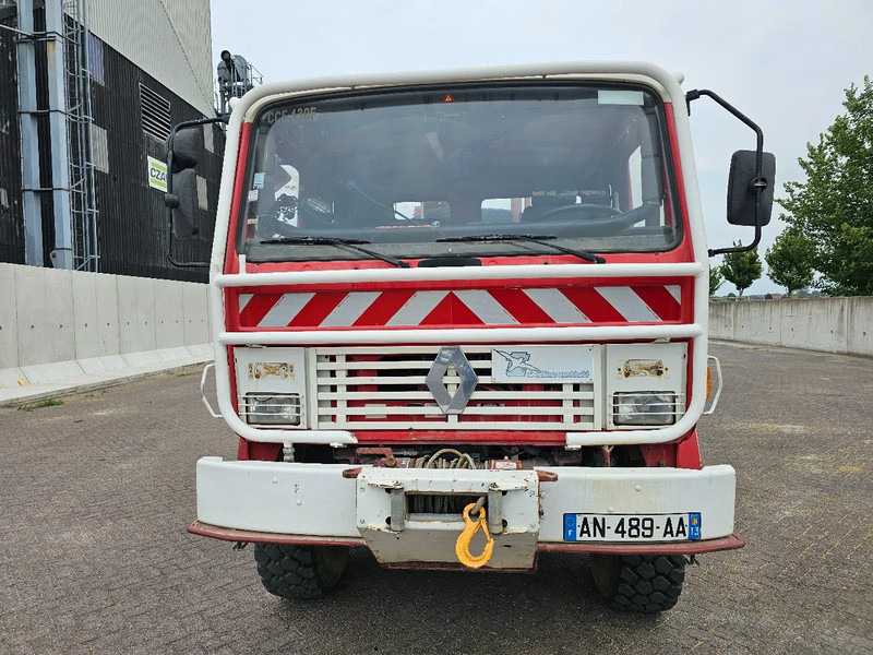Renault M210 4x4 - Arbois 3500L - Feuerwehrfahrzeug: das Bild 2 Renault M210 4x4 - Arbois 3500L - Feuerwehrfahrzeug: das Bild 2