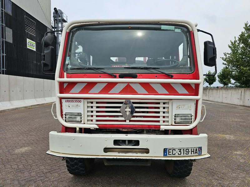 Renault M210 Arbois 3500L - Feuerwehrfahrzeug: das Bild 2 Renault M210 Arbois 3500L - Feuerwehrfahrzeug: das Bild 2
