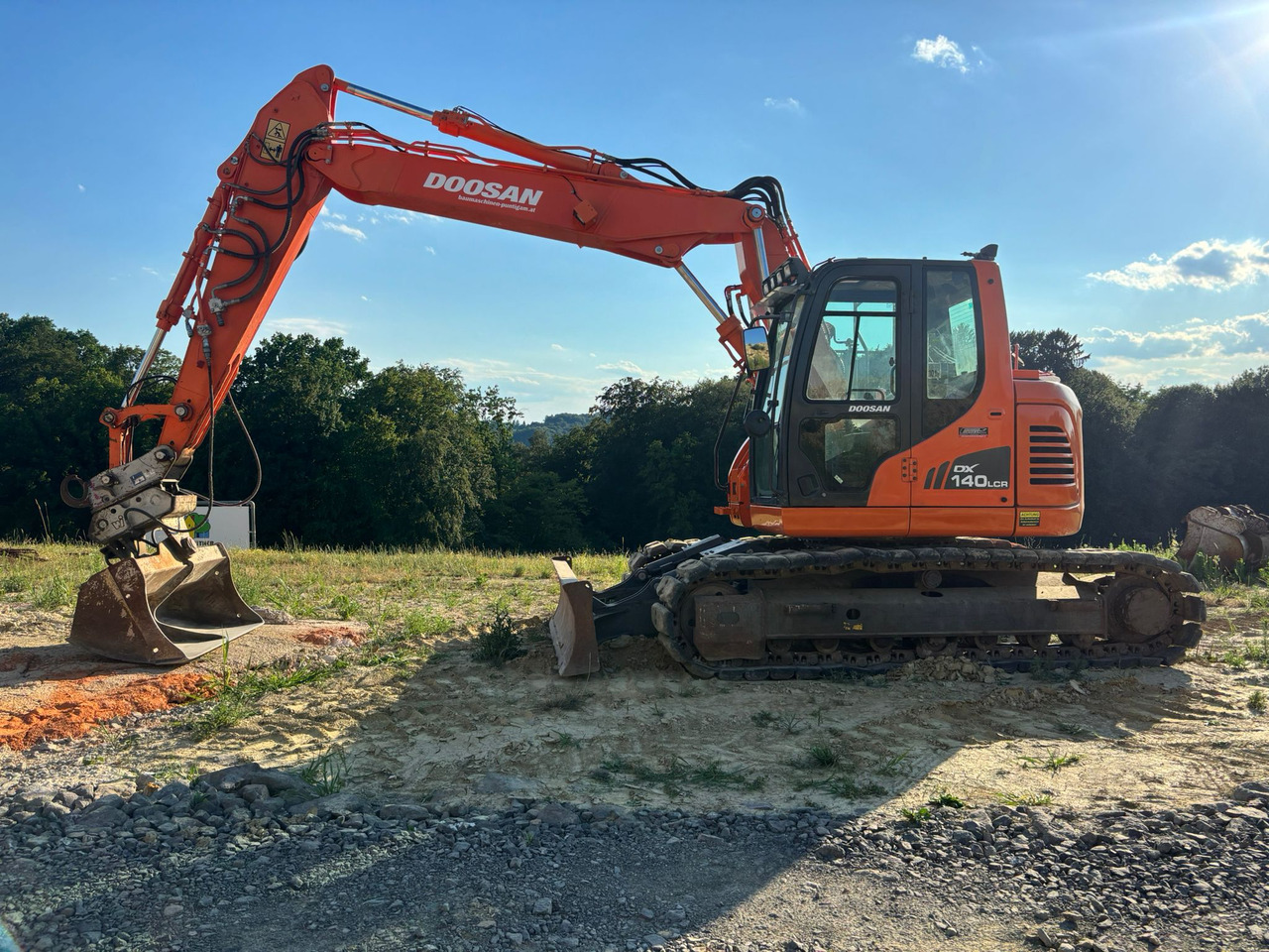 DOOSAN DX 140 LCR-3 - Kettenbagger: das Bild 1 DOOSAN DX 140 LCR-3 - Kettenbagger: das Bild 1