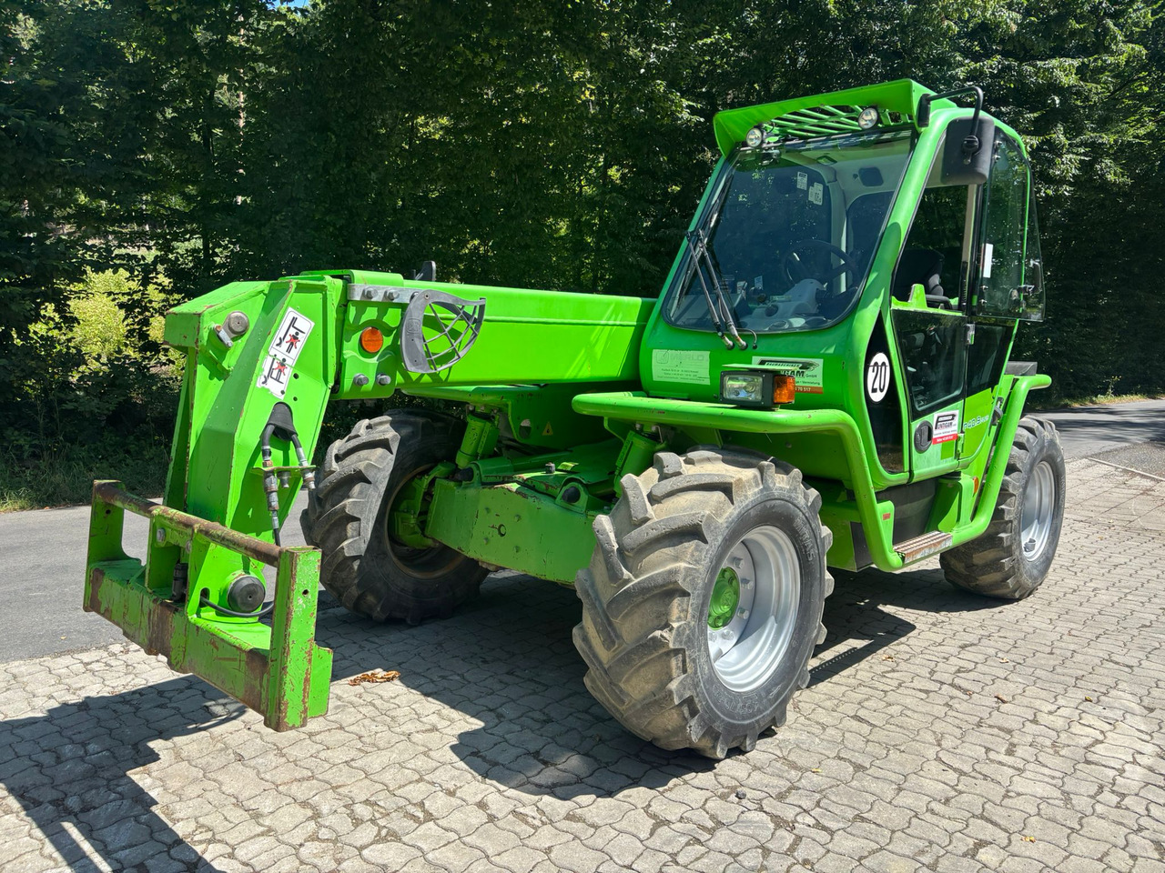 MERLO P 40.9 PLUS / SL 33 - Teleskopbühne: das Bild 3 MERLO P 40.9 PLUS / SL 33 - Teleskopbühne: das Bild 3