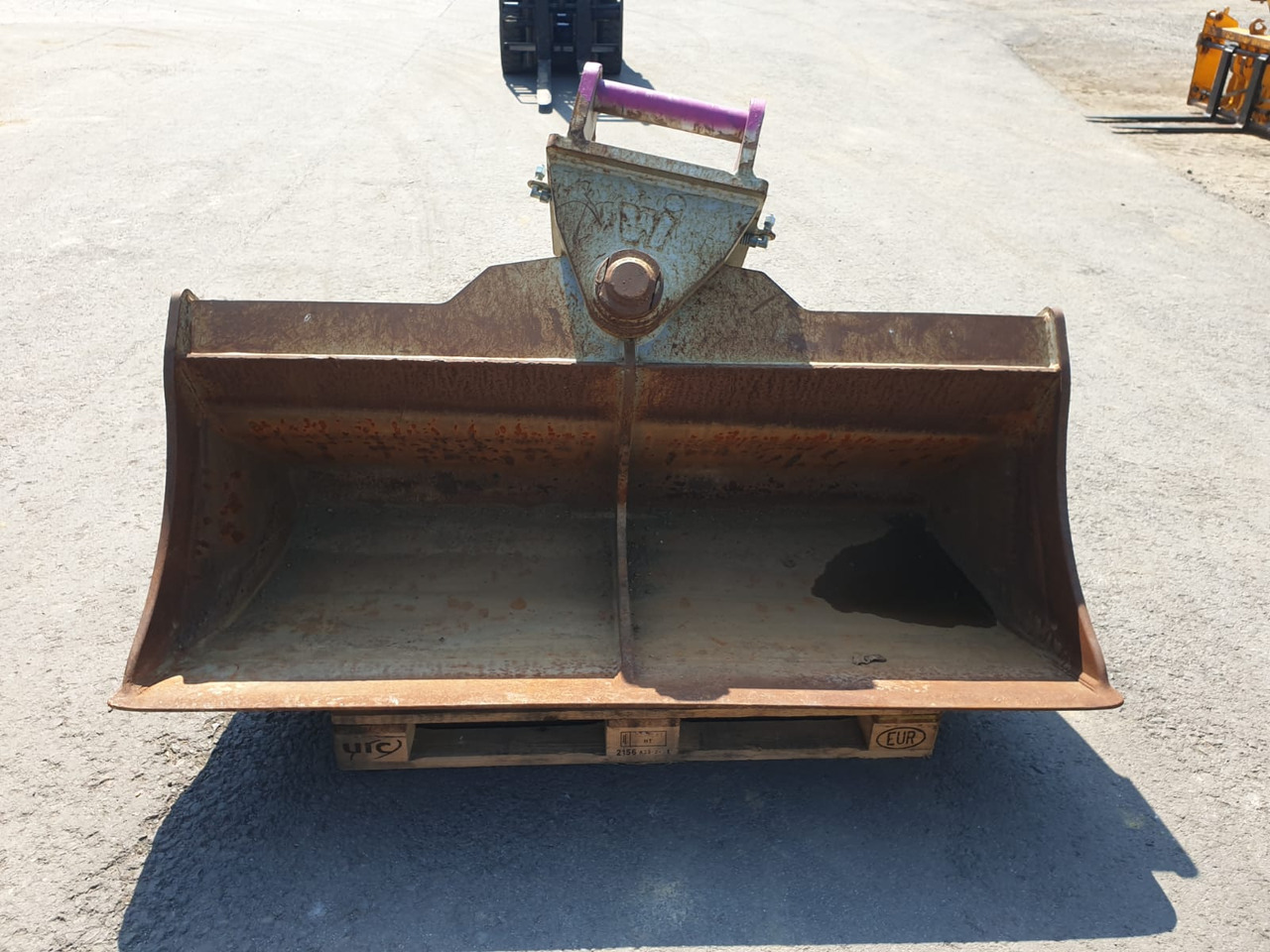 Winkelbauer Ditch-cleaning-bucket 180 cm - Baggerschaufel für Kettenbagger: das Bild 1 Winkelbauer Ditch-cleaning-bucket 180 cm - Baggerschaufel für Kettenbagger: das Bild 1
