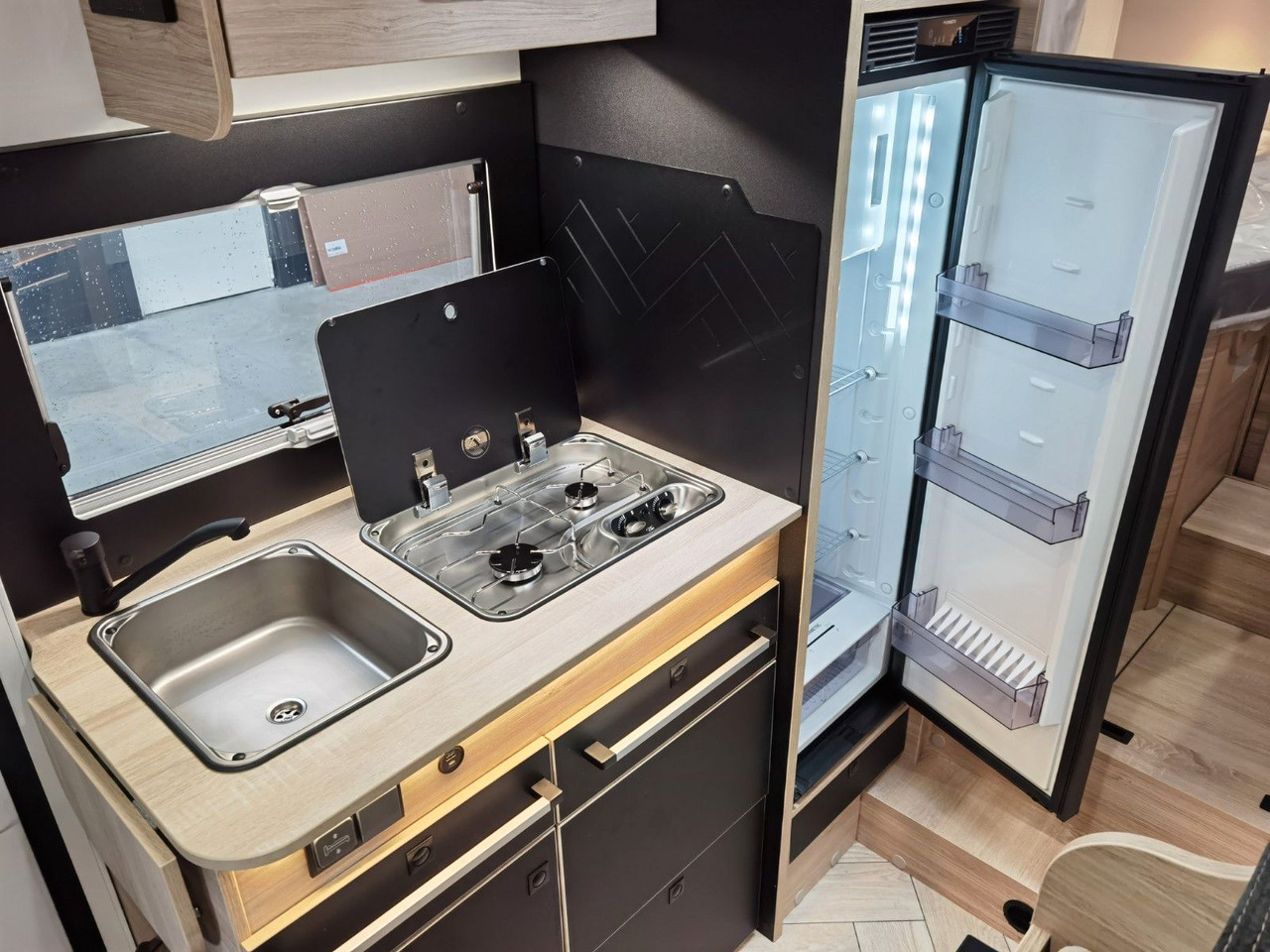 Teilintegriertes Wohnmobil Chausson 627 TITANIUM / - 2026 -/ EINZELBETTEN & HUBBETT: das Bild 17 Teilintegriertes Wohnmobil Chausson 627 TITANIUM / - 2026 -/ EINZELBETTEN & HUBBETT: das Bild 17