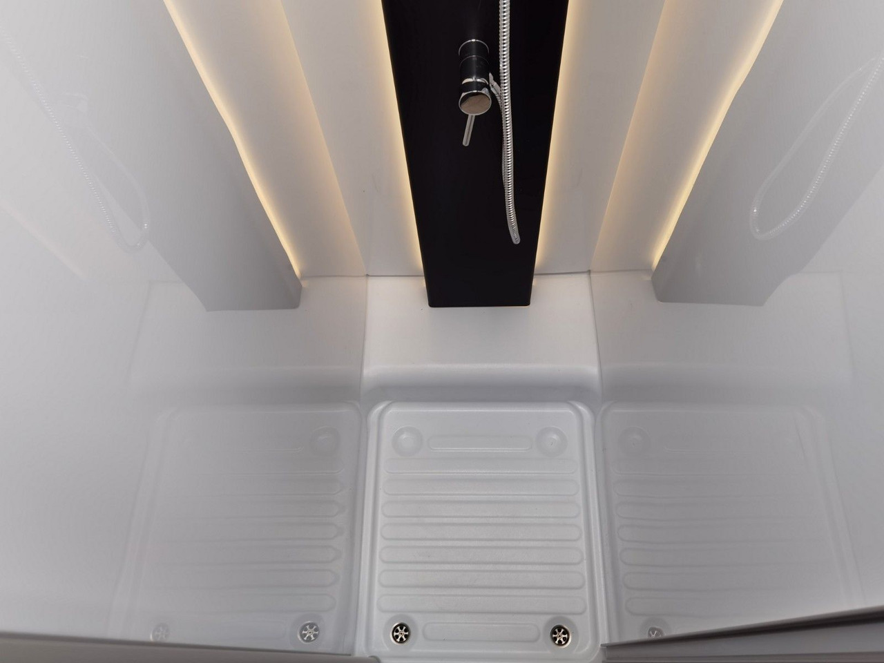 Teilintegriertes Wohnmobil Chausson 650 TITANIUM / - 2026 - / 165PS - 8G. / HUBBETT: das Bild 21