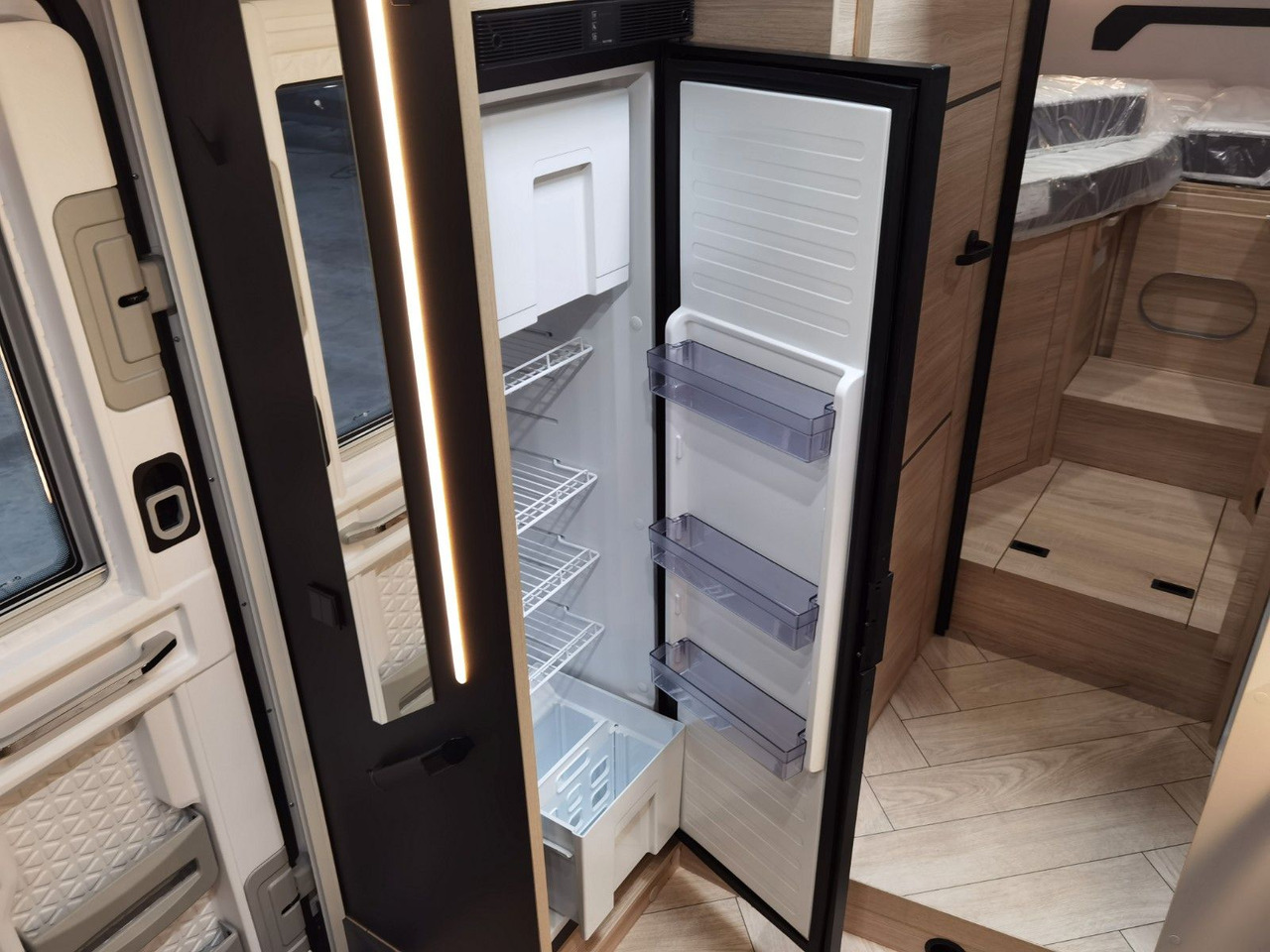 Teilintegriertes Wohnmobil Chausson 797 TITANIUM / - 2026 - / 165PS - 8G. AUTOMATIK: das Bild 17 Teilintegriertes Wohnmobil Chausson 797 TITANIUM / - 2026 - / 165PS - 8G. AUTOMATIK: das Bild 17