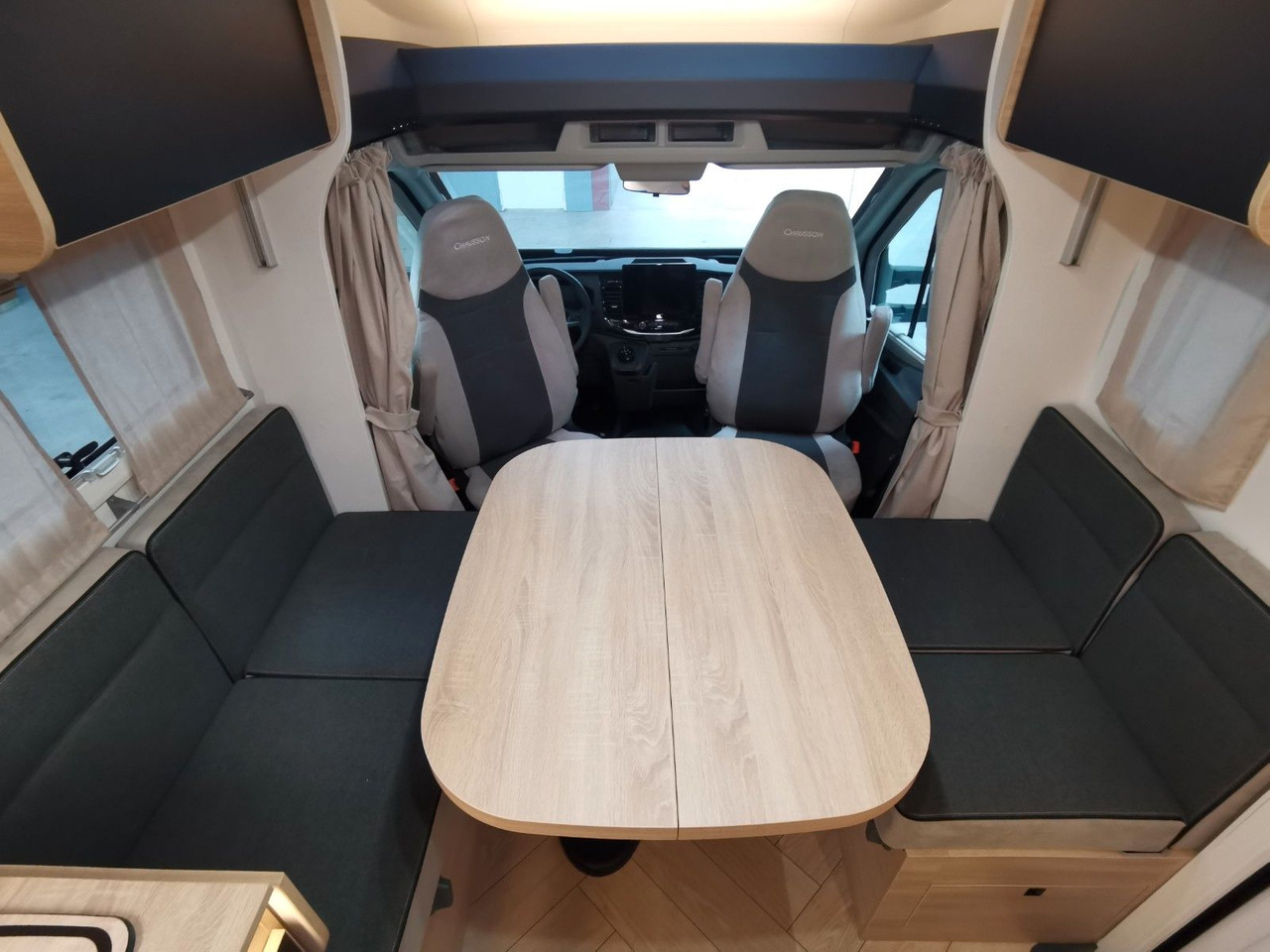 Teilintegriertes Wohnmobil Chausson 797 TITANIUM / - 2026 - / 165PS - 8G. AUTOMATIK: das Bild 15 Teilintegriertes Wohnmobil Chausson 797 TITANIUM / - 2026 - / 165PS - 8G. AUTOMATIK: das Bild 15