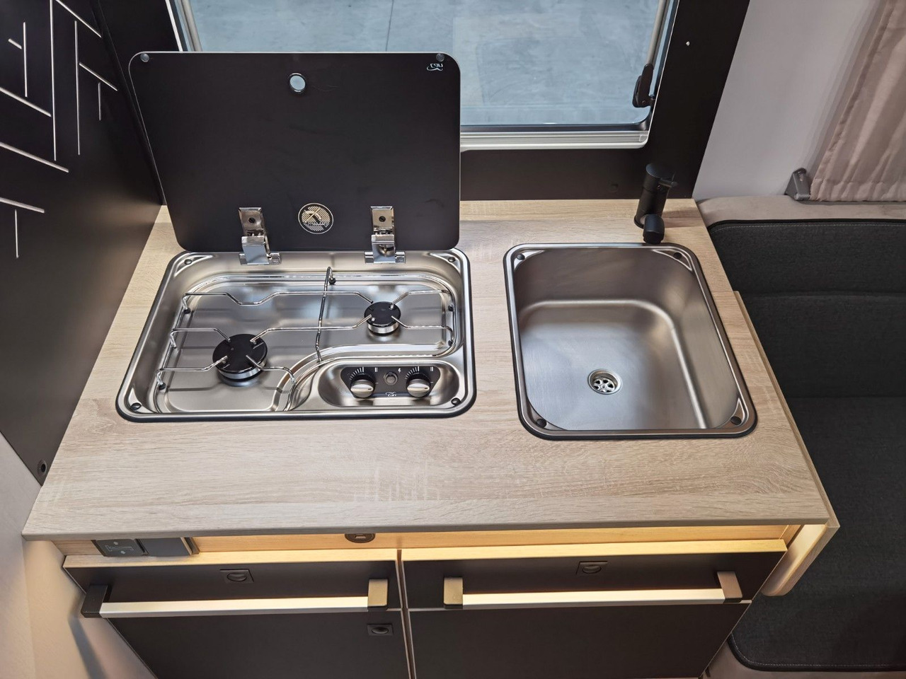 Teilintegriertes Wohnmobil Chausson 797 TITANIUM / - 2026 - / 165PS - 8G. AUTOMATIK: das Bild 18 Teilintegriertes Wohnmobil Chausson 797 TITANIUM / - 2026 - / 165PS - 8G. AUTOMATIK: das Bild 18