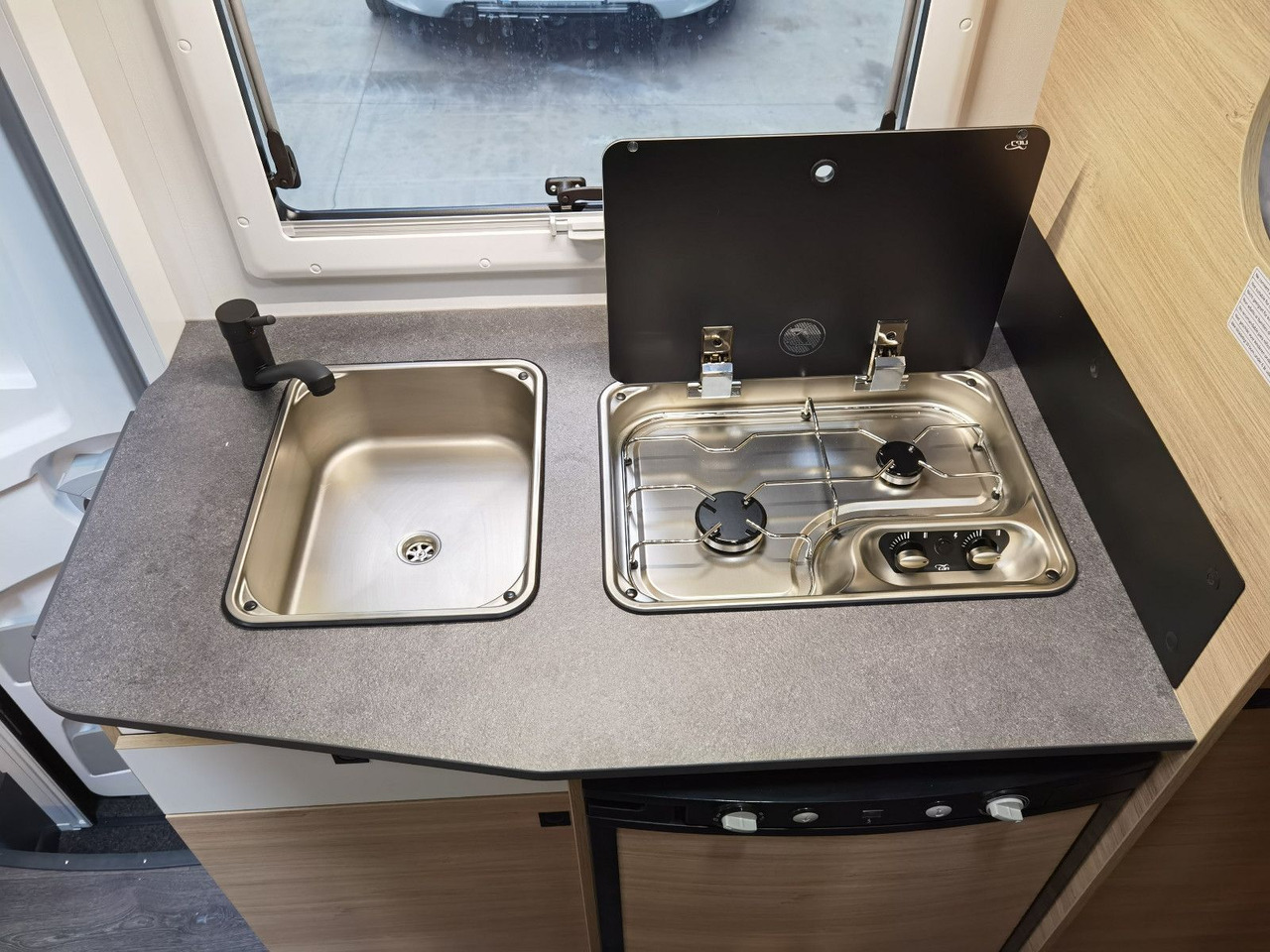 Alkoven Wohnmobil Chausson C 514 FIRST LINE /140PS / ZUBEHÖR- PAKET / 5.99M: das Bild 15