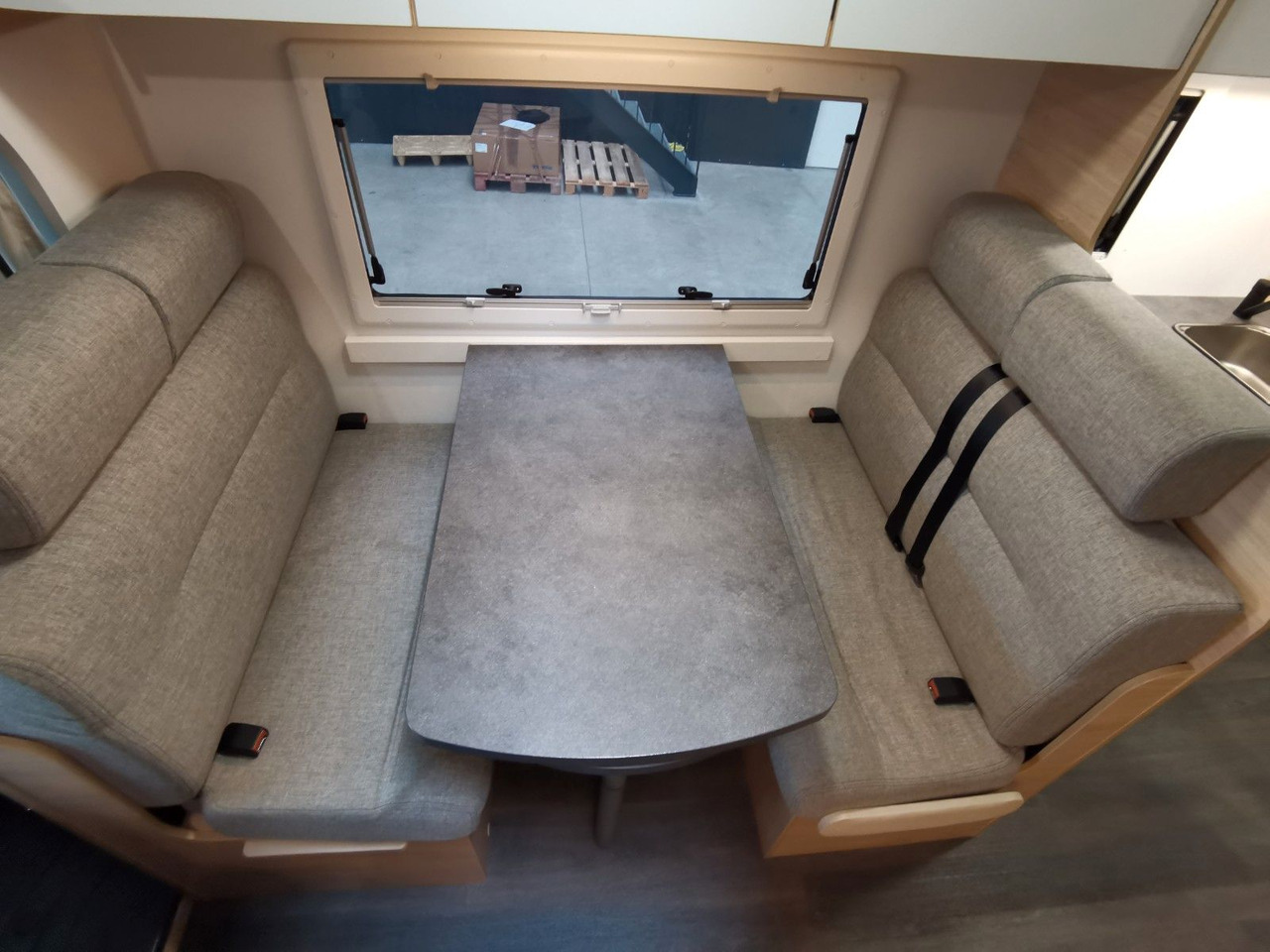 Leasing für  Chausson C 656 FIRST LINE /-2026-/140PS-8G./ ETAGENBETTEN Chausson C 656 FIRST LINE /-2026-/140PS-8G./ ETAGENBETTEN: das Bild 20