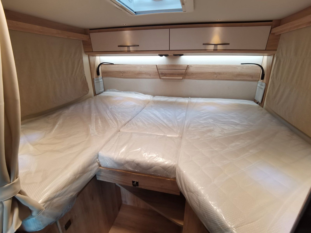 Teilintegriertes Wohnmobil Eura Mobil PROFILA T 696 EB /-2025-/ S-PAKET / EINZELBETTEN: das Bild 19 Teilintegriertes Wohnmobil Eura Mobil PROFILA T 696 EB /-2025-/ S-PAKET / EINZELBETTEN: das Bild 19
