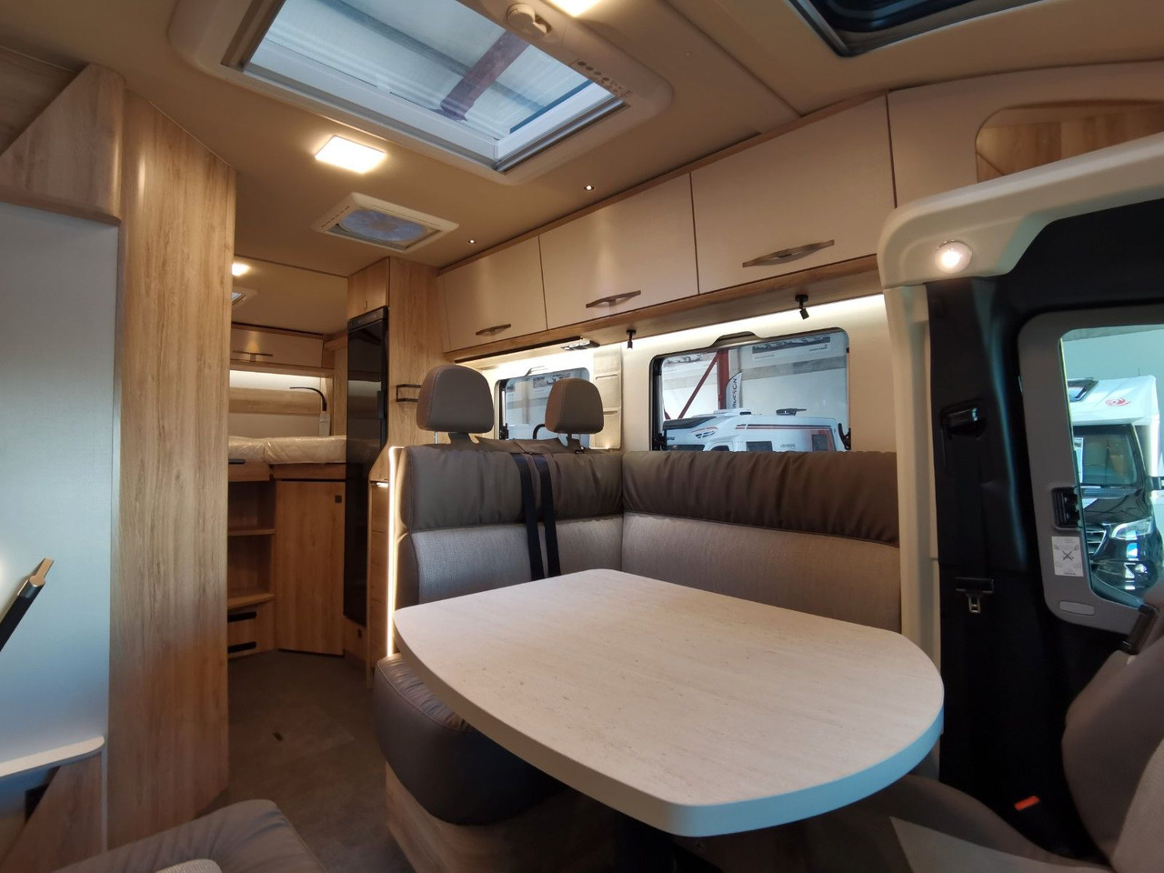 Teilintegriertes Wohnmobil Eura Mobil PROFILA T 696 EB /-2025-/ S-PAKET / EINZELBETTEN: das Bild 14 Teilintegriertes Wohnmobil Eura Mobil PROFILA T 696 EB /-2025-/ S-PAKET / EINZELBETTEN: das Bild 14