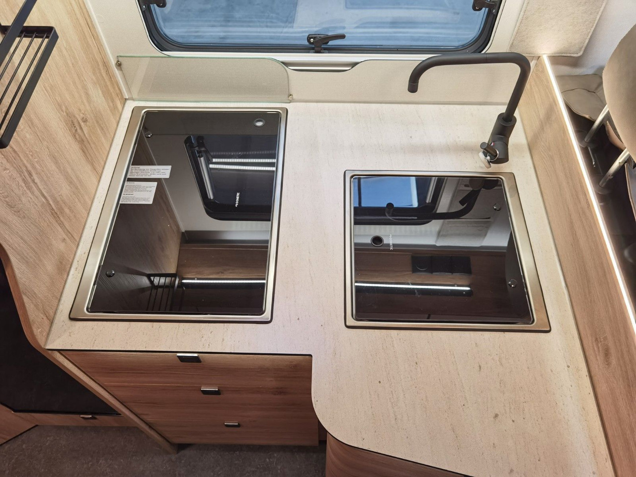Teilintegriertes Wohnmobil Eura Mobil PROFILA T 696 EB /-2025-/ S-PAKET / EINZELBETTEN: das Bild 17 Teilintegriertes Wohnmobil Eura Mobil PROFILA T 696 EB /-2025-/ S-PAKET / EINZELBETTEN: das Bild 17