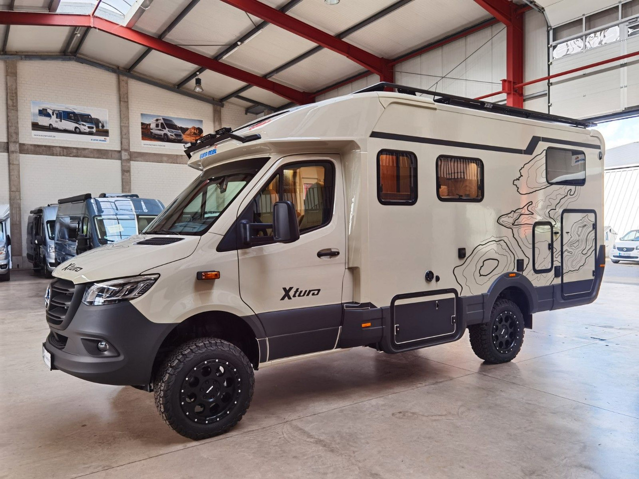 Teilintegriertes Wohnmobil Eura Mobil XTURA 686 EF / - 2025 - / 4x4 - FERNREISEMOBIL: das Bild 6
