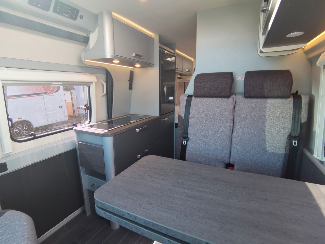 Camper Van Weinsberg CARATOUR 600 MQ /165PS /FUNCTION & VOLTAGE PAKET: das Bild 13